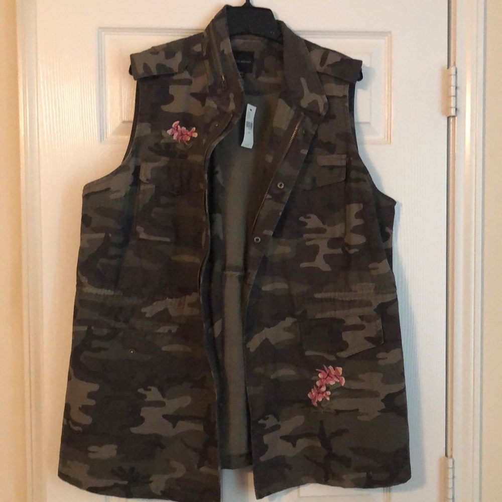 Camo vest